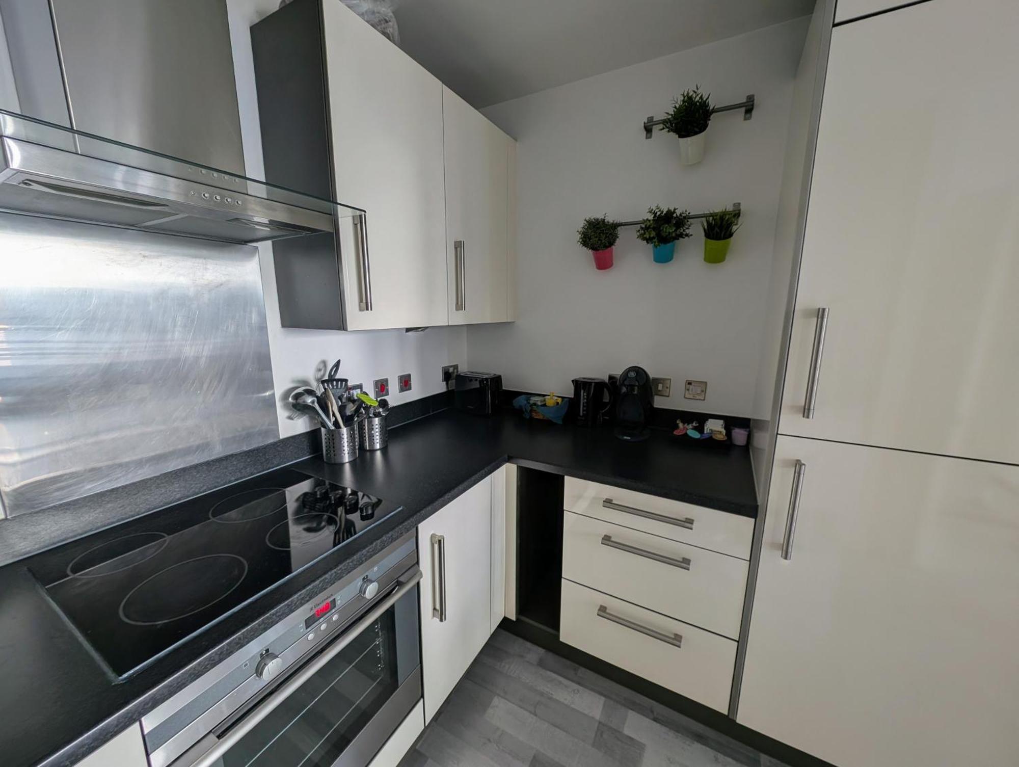 Giogio - Comfortable Stratford Flat With Stunning Views Apartamento